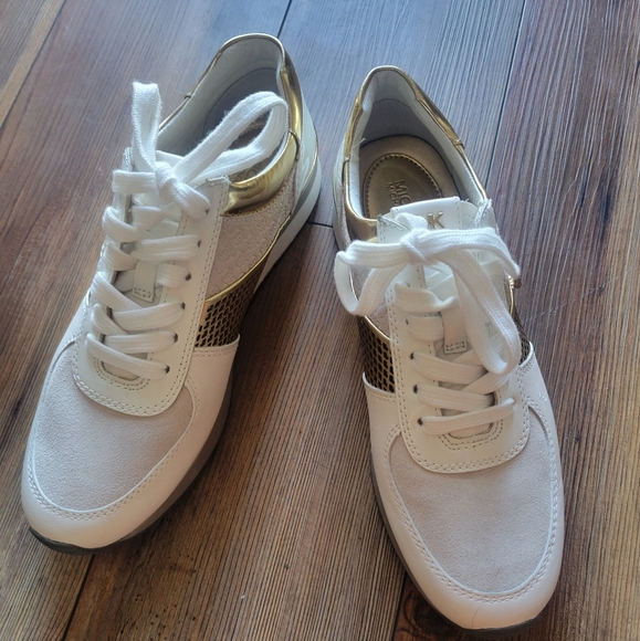 MICHAEL KORS Allie Extreme Mixed-Media Trainer Sneakers Gold/White Size 7 - Picture 3 of 13
